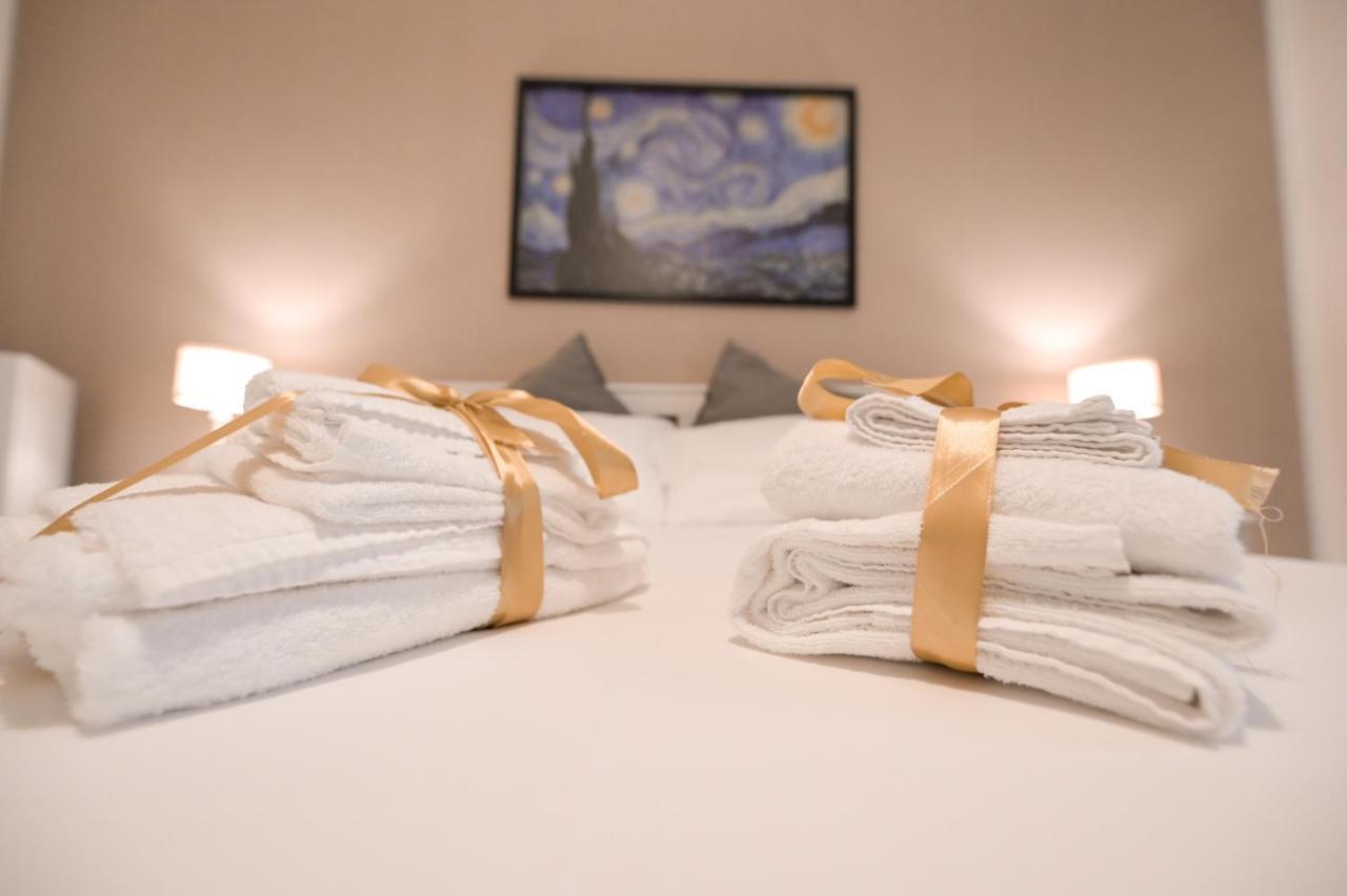 Living Salerno B&B Экстерьер фото