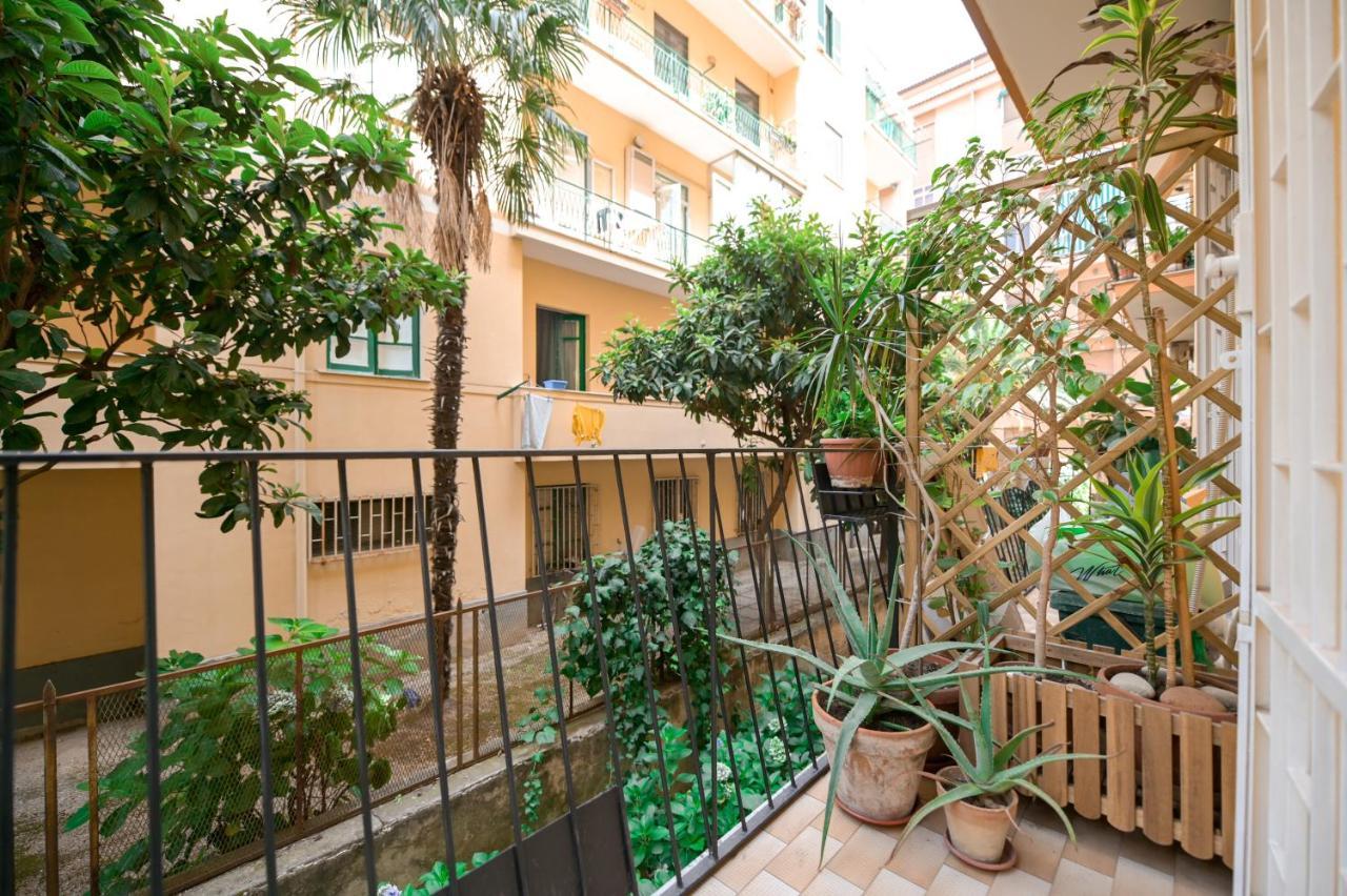 Living Salerno B&B Экстерьер фото
