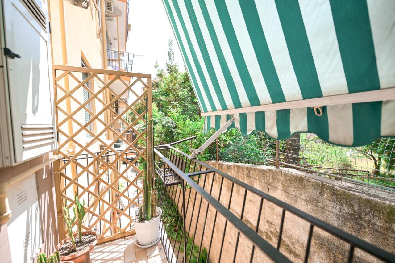 Living Salerno B&B Экстерьер фото