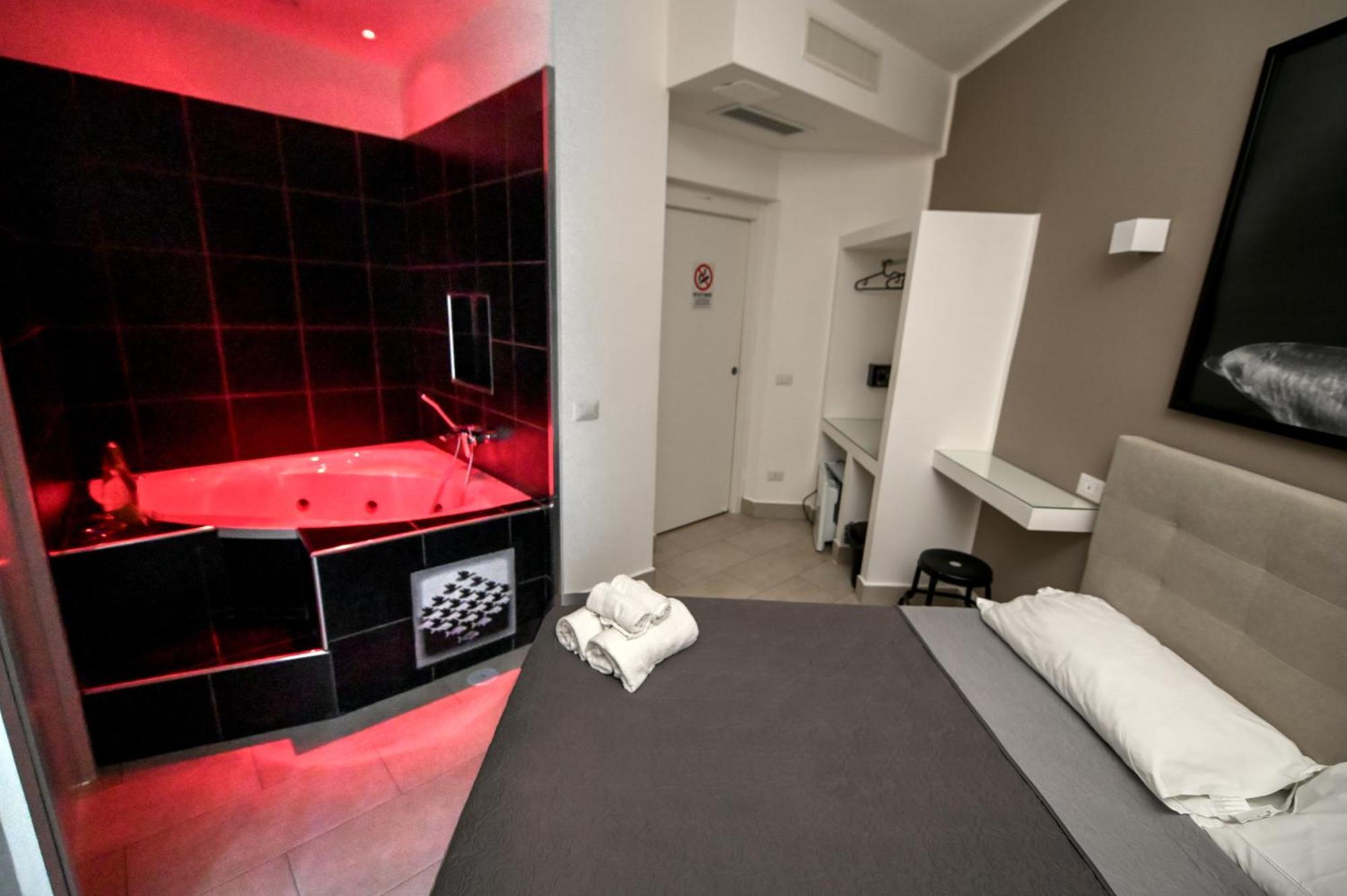 Living Salerno B&B Экстерьер фото